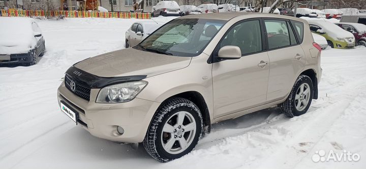 Toyota RAV4 2.0 AT, 2007, 225 000 км