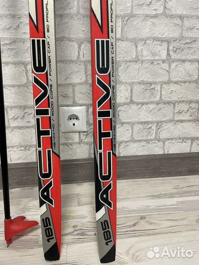 Лыжи беговые 185 см, палки 130см, ботинки 38р