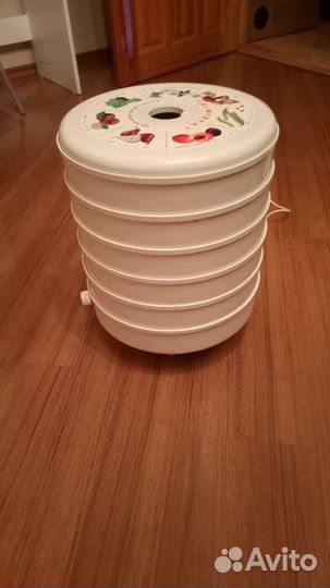 Сушилка эсоф-0.5/220 Ветерок (5 поддонов)