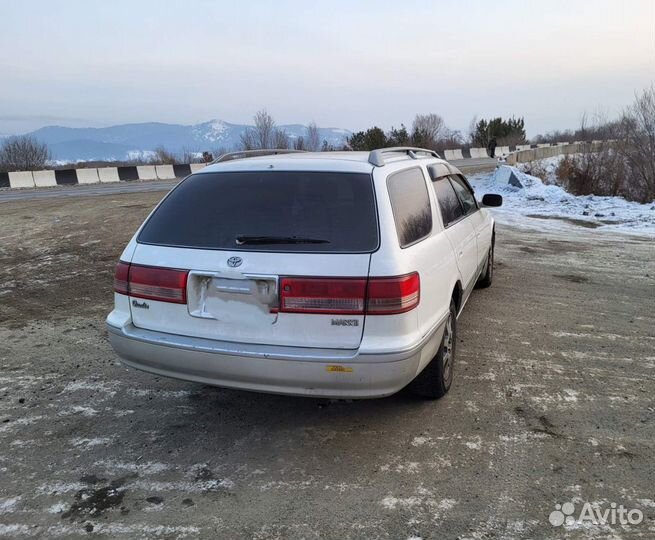 Toyota Mark II Wagon Qualis 2.2 AT, 2001, 20 000 км