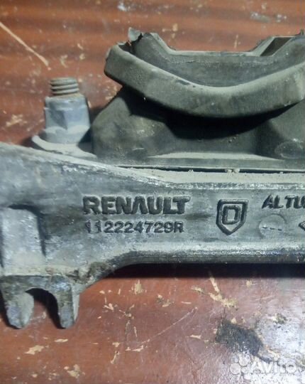 Опора МКПП Nissan Almera G15