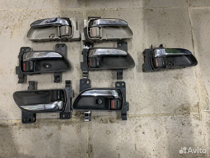 Внутренняя ручка двери Subaru Outback B14