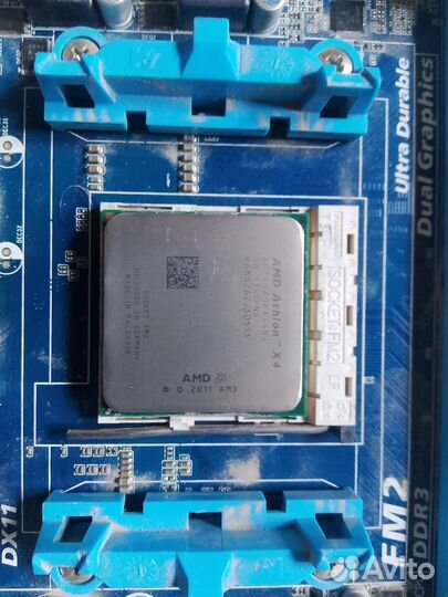 Материнская плата с процессором