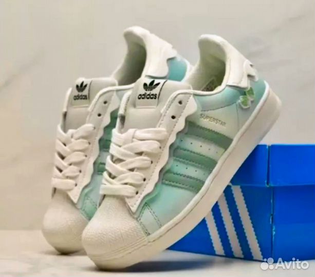 Кроссовки adidas superstar