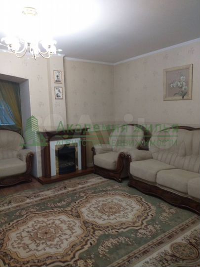 4-к. квартира, 102,5 м², 1/8 эт.