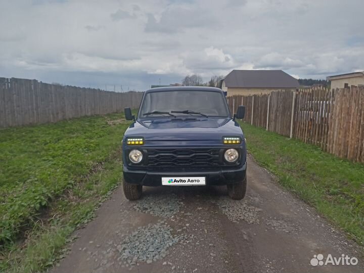 LADA 4x4 (Нива) 1.7 МТ, 2002, 125 000 км