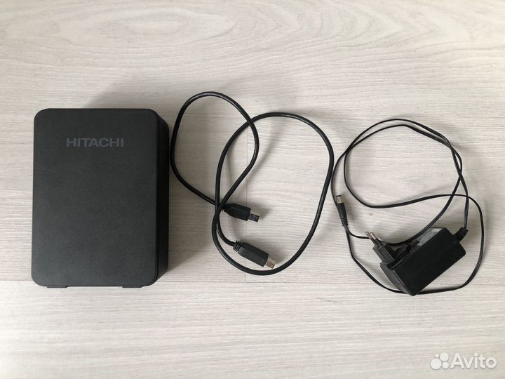 Внешний HDD Hitachi Touro Desk DX3
