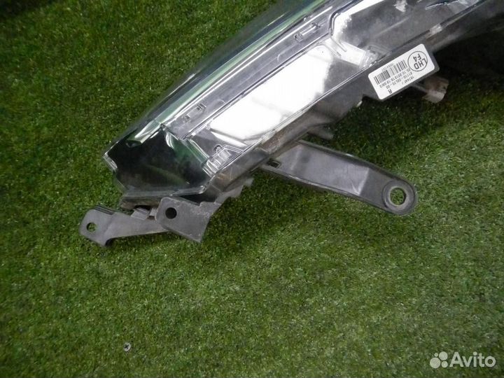 Фара правая Toyota Corolla
