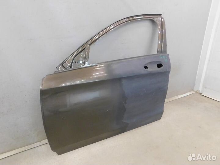 Дверь передняя левая Mercedes-Benz C-Class