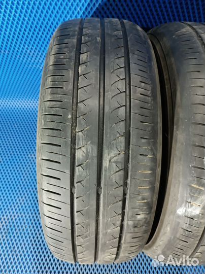 Yokohama BluEarth AE01 215/60 R16