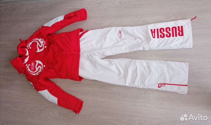 Горнолыжный костюм женский 44-46