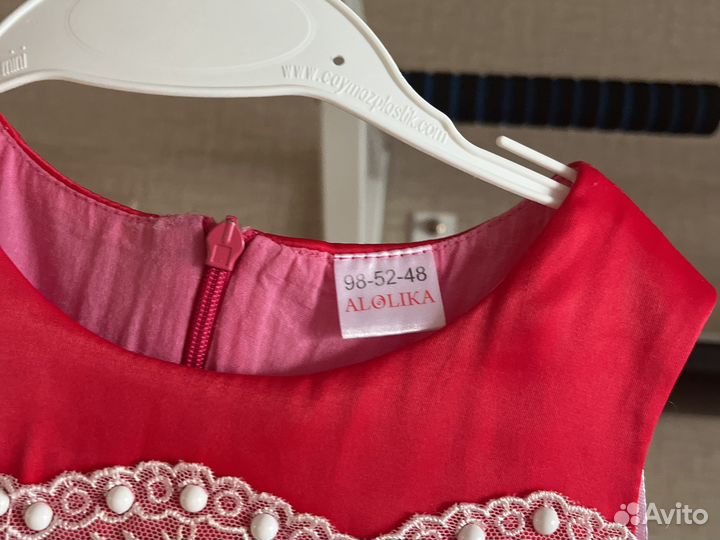 Платье нарядное для девочки 98