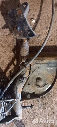 Задняя балка Renault Logan 1