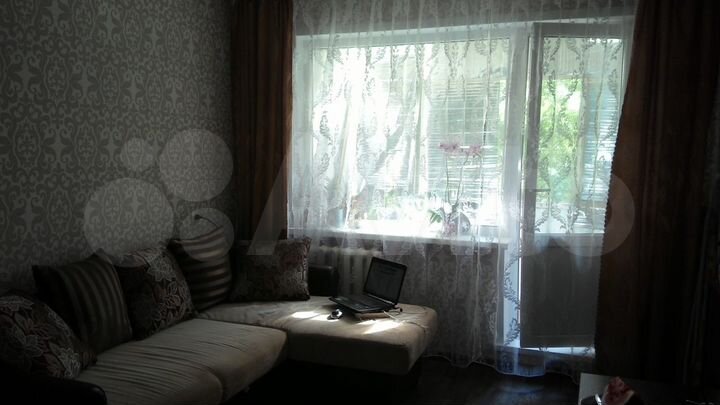 Комната 14 м² в 4-к., 5/5 эт.