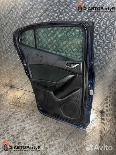 Дверь Mazda 3 задняя левая