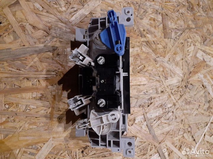 Renault Logan 1 блок управления отопителем