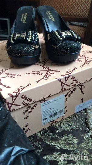 Босоножки кожа