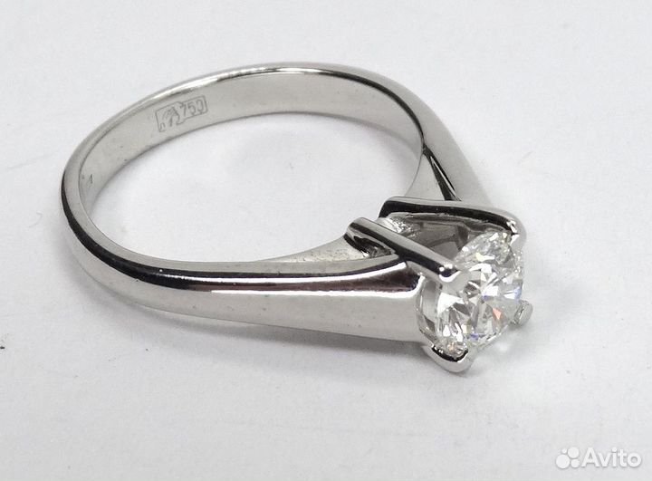 Золотое кольцо с бриллиантом 0.82 ct р 17. Сертифи