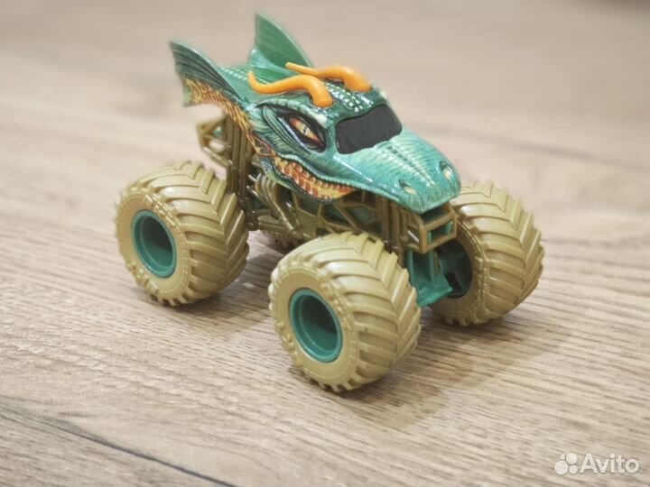 Monster Jam монстр траки