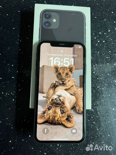 iPhone 11, 64 ГБ