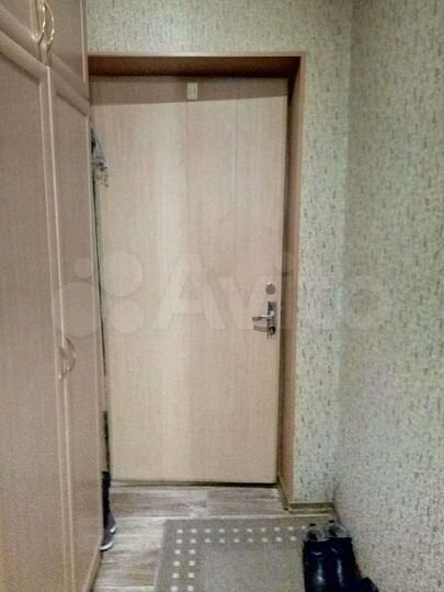 3-к. квартира, 64 м², 1/3 эт.