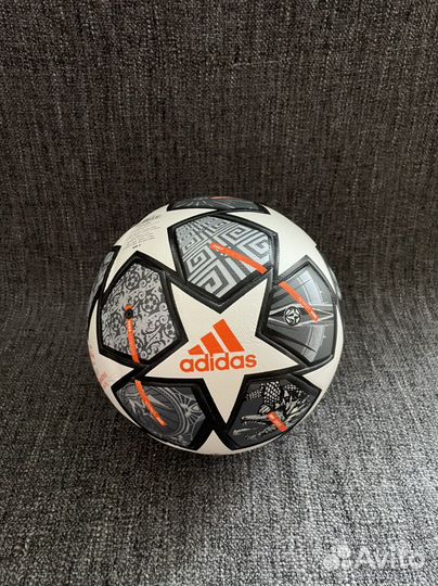 Футбольный мяч Adidas (Адидас)