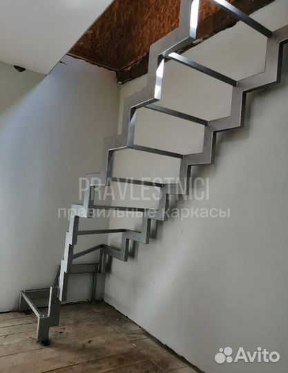 Лестница на болтах