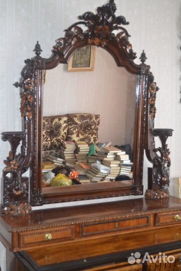 Старинное зеркало.Антиквариат