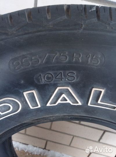 Michelin X Radial XCH4 255/75 R15