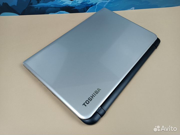 Мощный Toshiba 15/Core i3/8Gb/SSD 256Gb