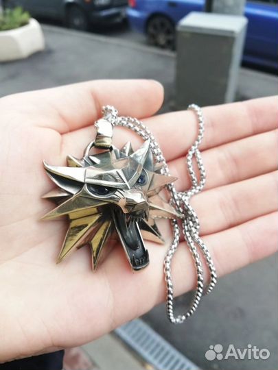 Медальон ведьмака школы волка