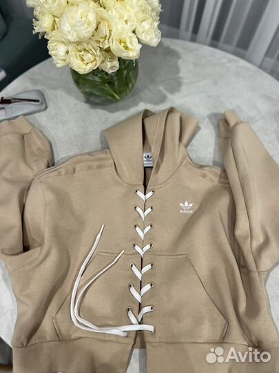 Толстовка adidas женская