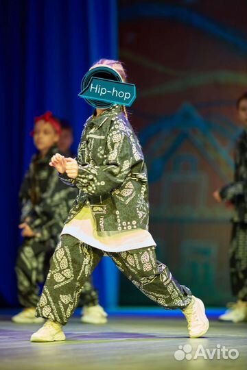 Танцевальный костюм hip-hop