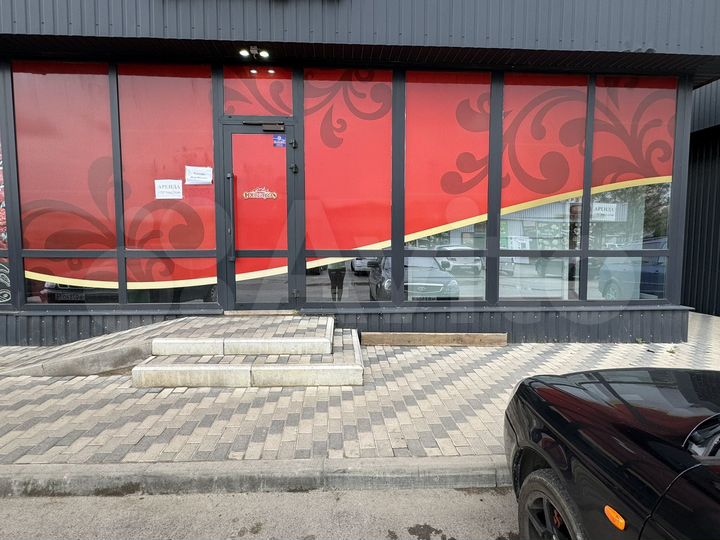 Торговая площадь, 80 м²