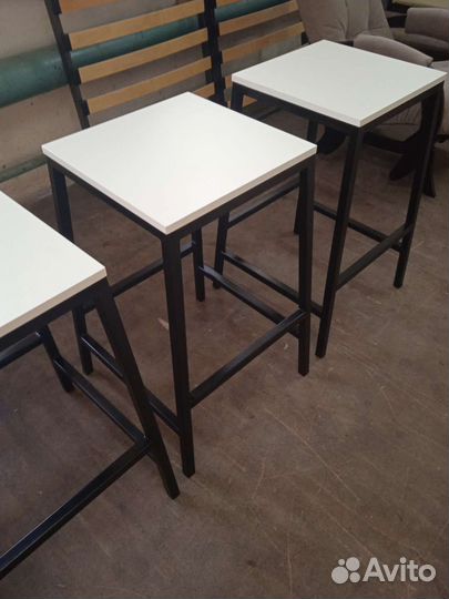 Табурет барный