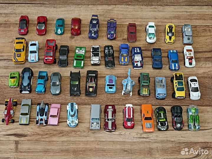 Hot wheels машинки