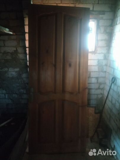 Дверь деревянная бу