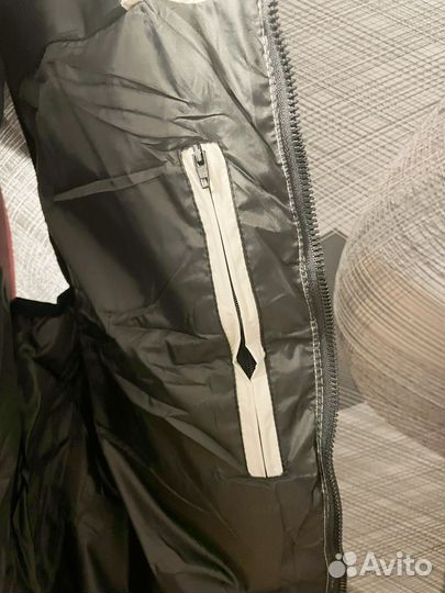 Жилетка nike acg