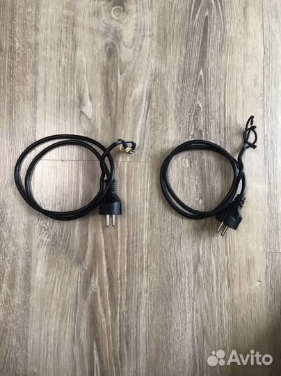 Кабель с вилкой