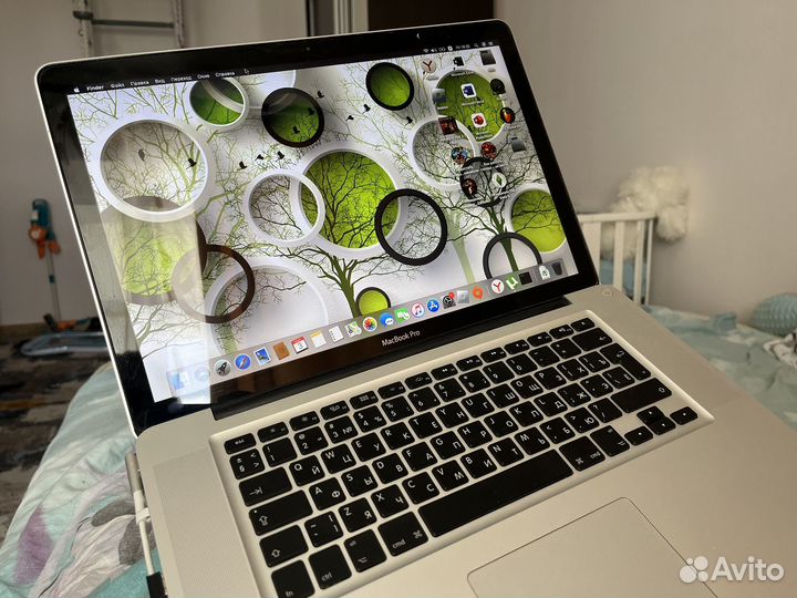 Apple MacBook Pro 15 i7/10/256