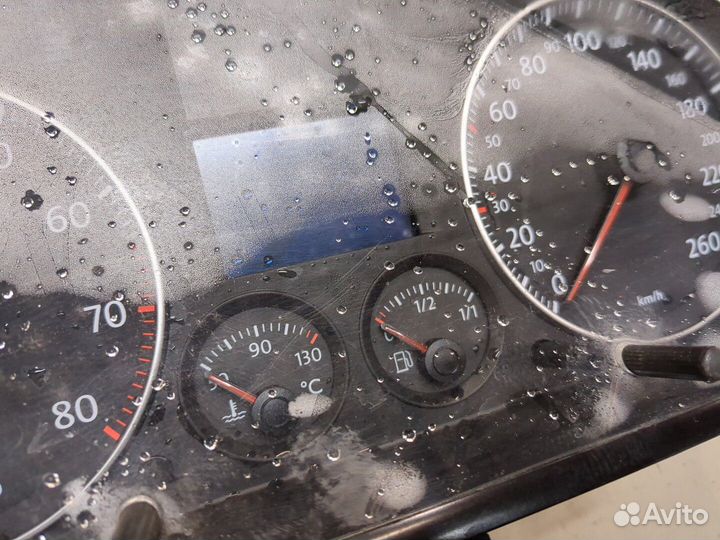 Щиток приборов Volkswagen Touran