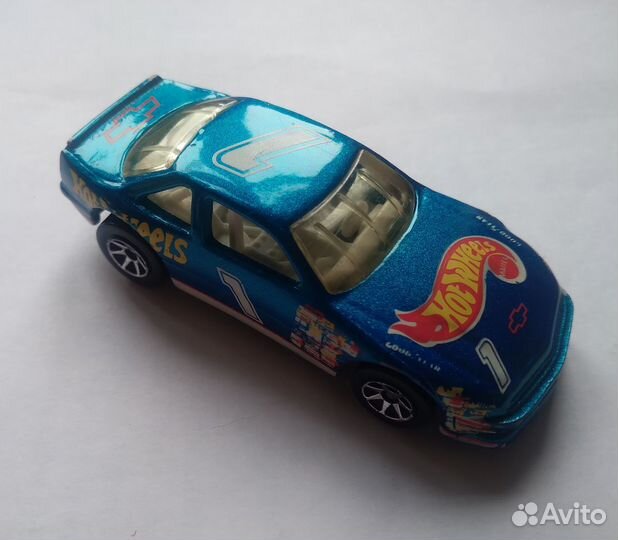 Модель машины Chevrolet от Hot Wheels (1991)