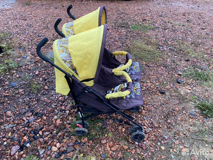 Коляска для двойни