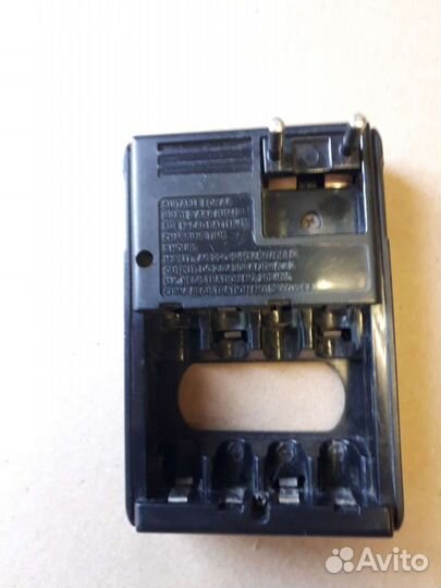 Зарядное устройство для аккумуляторов аа и ааа