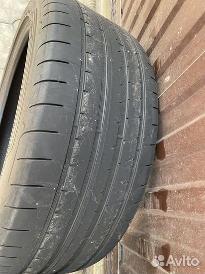 Goodyear Eagle F1 AT 275/40 R22 19C