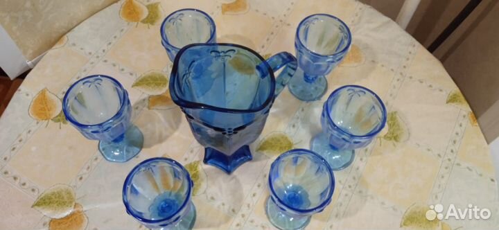 Графин с бокалом для напитков