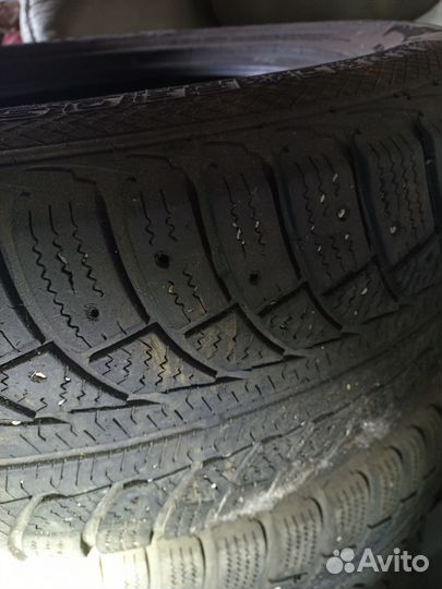 Gislaved NordFrost 100 235/65 R17 100G