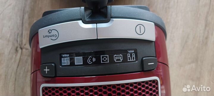 Пылесос Miele Complete C3 Cat & dog