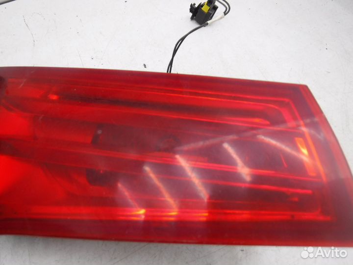 Фонарь задний левый внутренний Citroen C4 2011