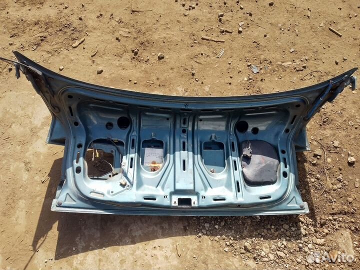 Крышка багажника Ауди 80